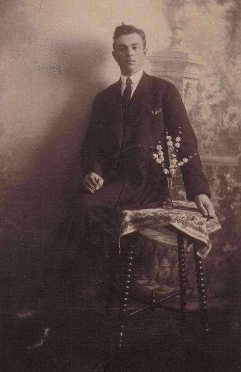 Klik voor foto in apart venster mennenga_otto_jan_foto_3.jpg